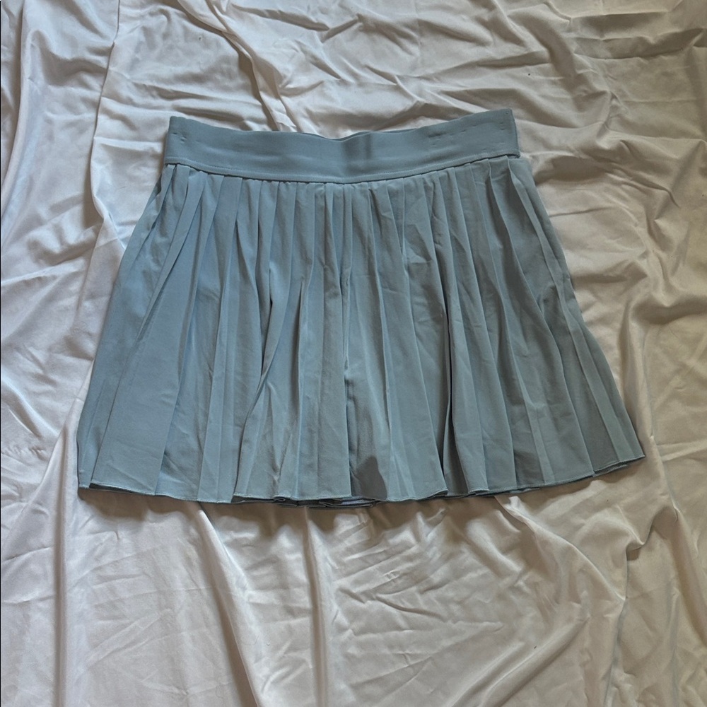 ✨New Listing✨ Aritzia Pleated Blue Women's Skort